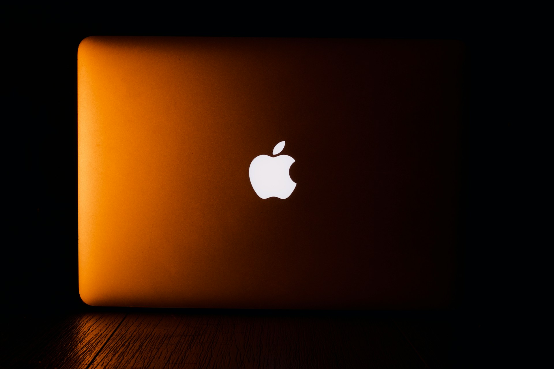 Apple、M3ベースのMacBook Air 13と15を発表：一般向け3nm CPU